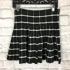 Candies black and white skirt